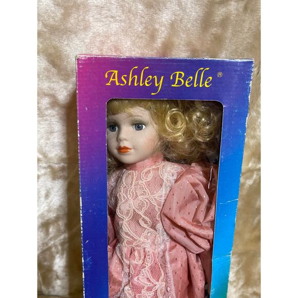 Ashley Belle Beautiful Porcelain Girl Doll Pink Hat NEW - Picture 7 of 7